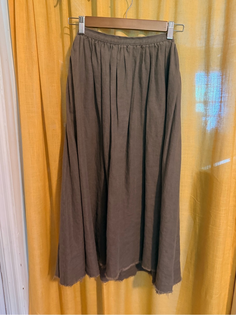 Ovate linen skirt READ